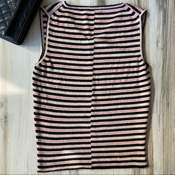 ❌SOLD❌ Authentic Chanel Cashmere Top Size FR 40 - Picture 6 of 10